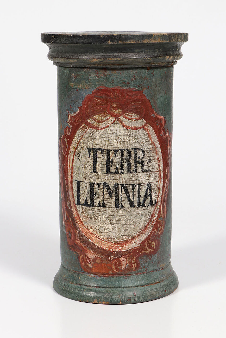 Gefäß für „Terra Lemnia“, Heilerde der Insel Lemnos, Ende 18. / Anfang 19. Jh. (Inv.-Nr. II G 76, © Dt. Apotheken Museum-Stiftung, Heidelberg).
